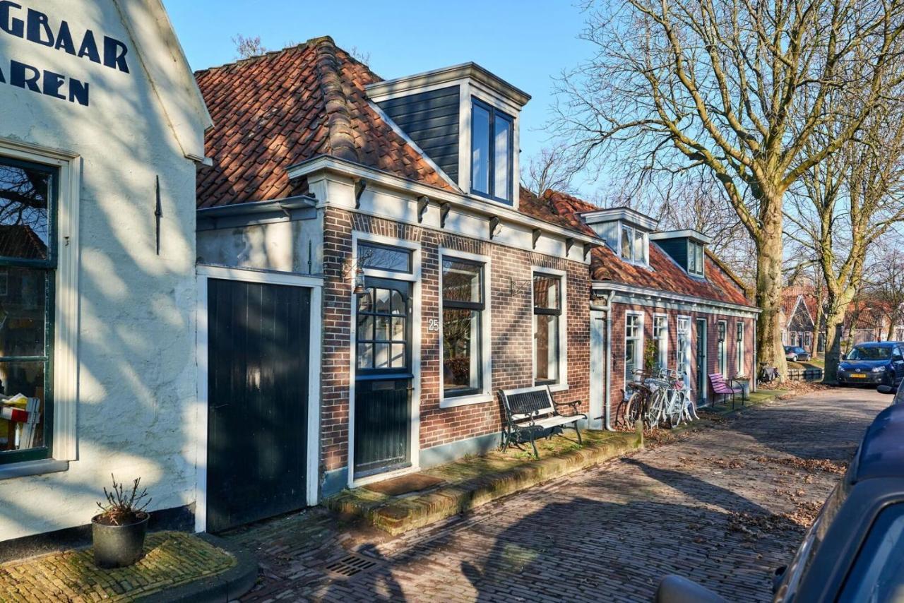 Family Home Edam Bagian luar foto