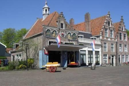 Family Home Edam Bagian luar foto